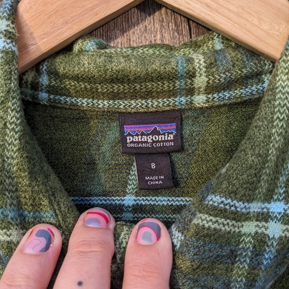 Patagonia Fjord Flannel - Picture 2 of 5